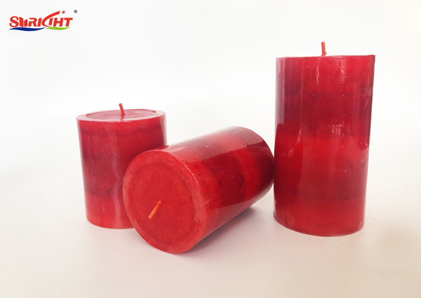 New red gradient cream snowflake effect pillar candle