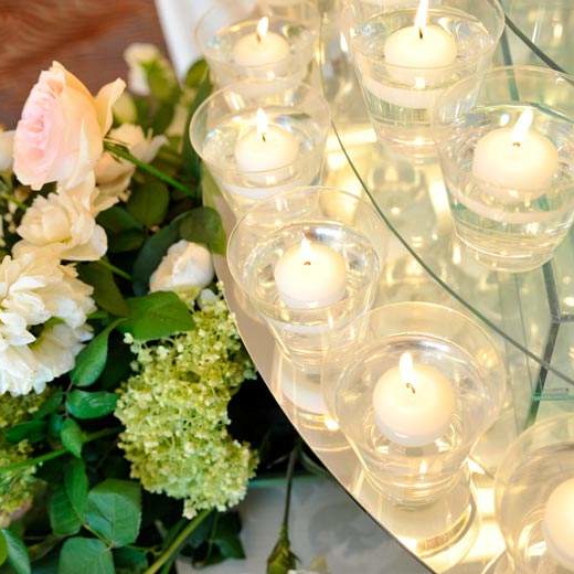 Pure White Color Scented Retailer Of Decorative Floating Candles